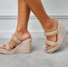 Load image into Gallery viewer, Jenna Wedges || Gold
