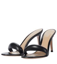 Load image into Gallery viewer, Arielle Heels || Black
