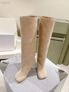 Whit Boots || Nude