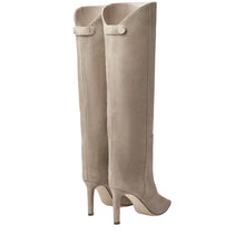 Load image into Gallery viewer, Shopluxhouse suede boots 
