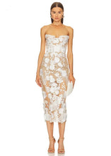 Load image into Gallery viewer, Dove Dress
