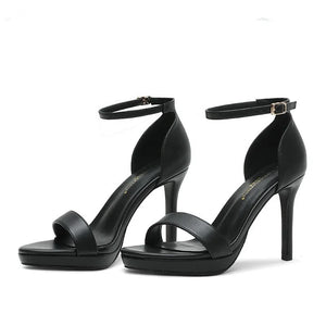 Aurora Heels || Black