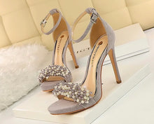 Load image into Gallery viewer, Bailey Heels || Grey
