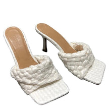 Load image into Gallery viewer, Braided Heels || White
