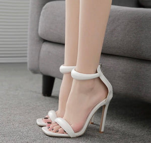 Jodie Heels || White