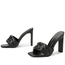 Load image into Gallery viewer, Charlie Heels || Black
