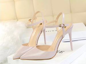 nude pointed toe heels