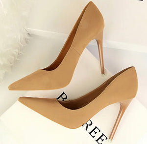 Brielle Suede Pumps || Tan