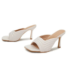 Load image into Gallery viewer, Penny Heels || White
