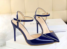 Load image into Gallery viewer, Christian Louboutin heels navy
