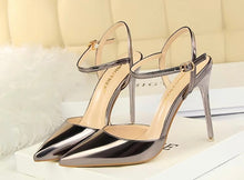 Load image into Gallery viewer, bronze metallic pointed toe heels
