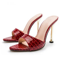 Load image into Gallery viewer, Eden Heels || Burgundy
