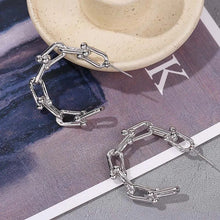 Load image into Gallery viewer, Kyle Earrings || Silver
