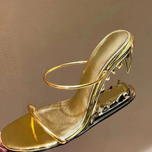 Load image into Gallery viewer, Bite Heels || Gold
