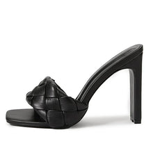 Load image into Gallery viewer, Charlie Heels || Black
