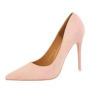 Brielle Suede Pumps || Peach